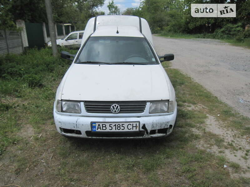 Минивэн Volkswagen Caddy 2003 в Виннице