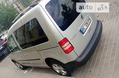 Volkswagen Caddy 2011