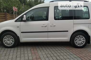 Минивэн Volkswagen Caddy 2015 в Киеве