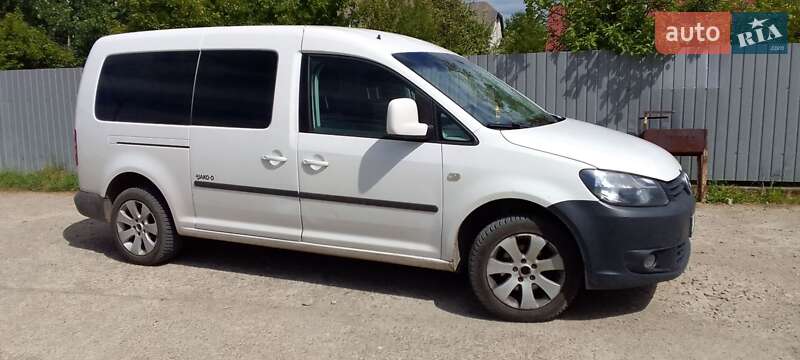 Мінівен Volkswagen Caddy 2013 в Рожнятові