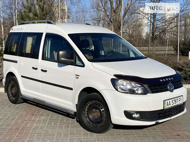 Минивэн Volkswagen Caddy 2011 в 
