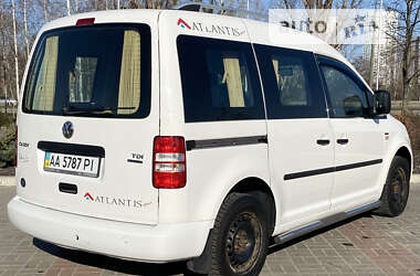 Минивэн Volkswagen Caddy 2011 в 
