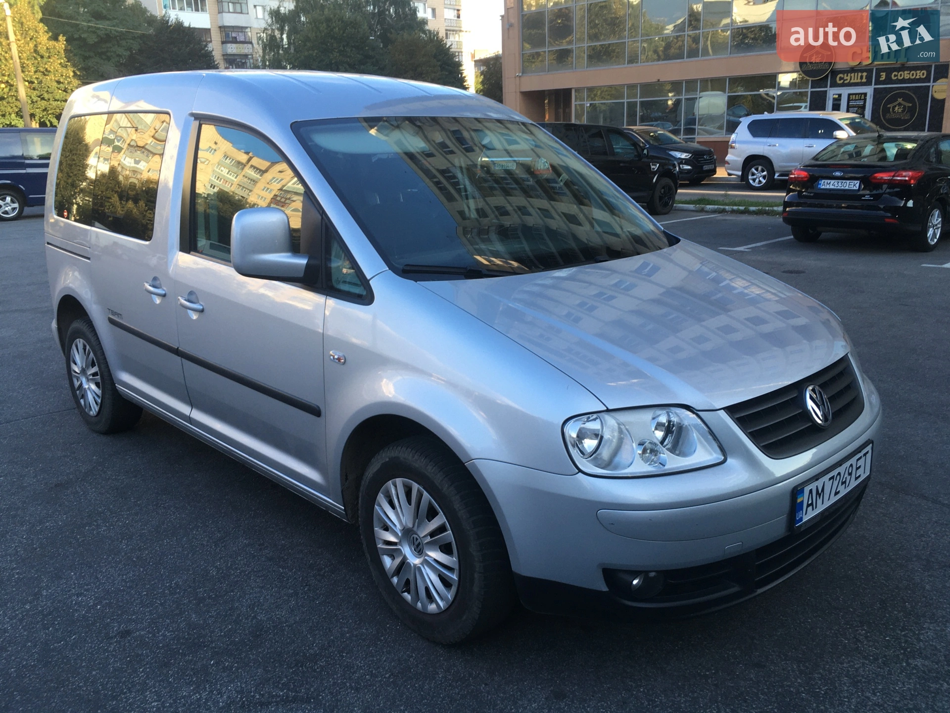 2010 Volkswagen Caddy - фото 1