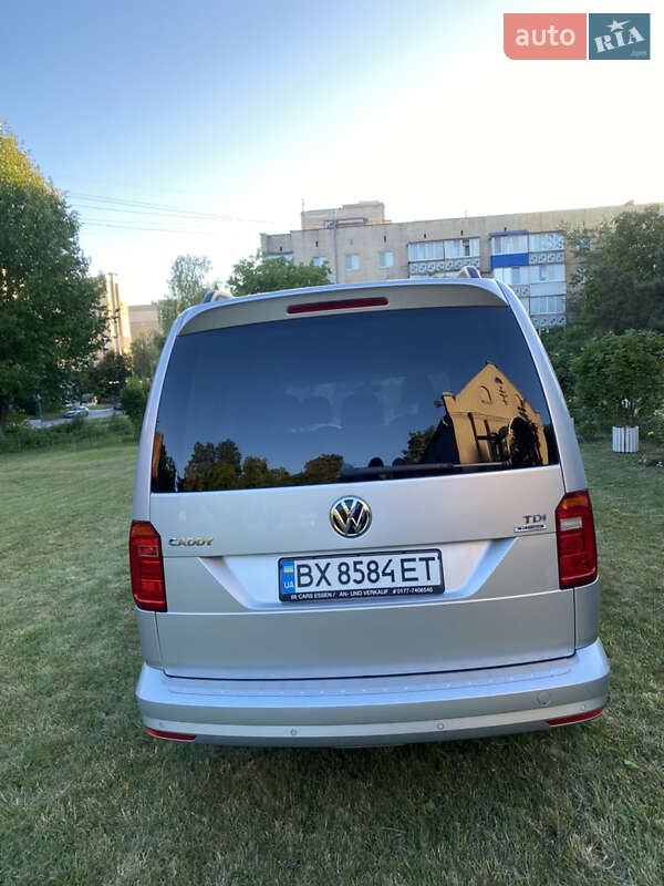 Минивэн Volkswagen Caddy 2015 в Каменец-Подольском