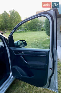 Минивэн Volkswagen Caddy 2015 в Каменец-Подольском