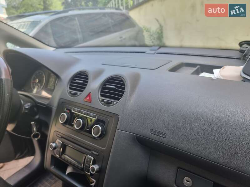 Минивэн Volkswagen Caddy 2011 в Одессе