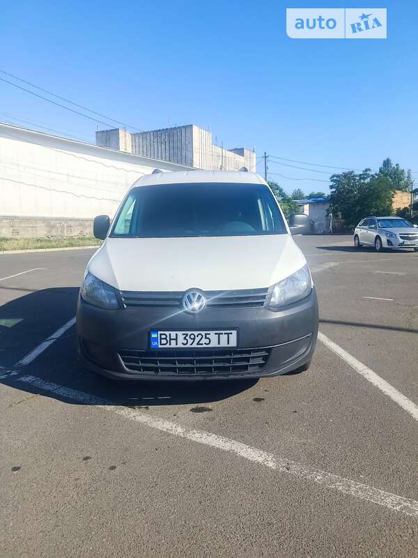 Вантажний фургон Volkswagen Caddy 2013 в Одесі