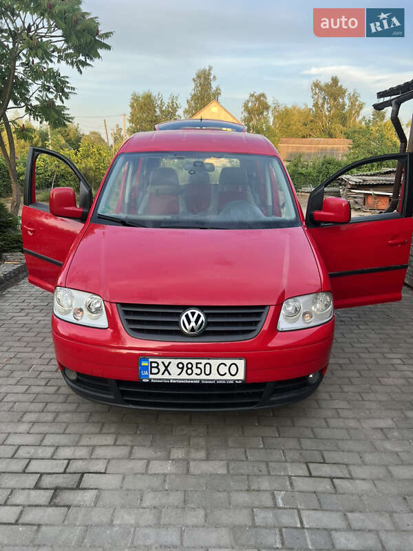 Минивэн Volkswagen Caddy 2009 в Киеве