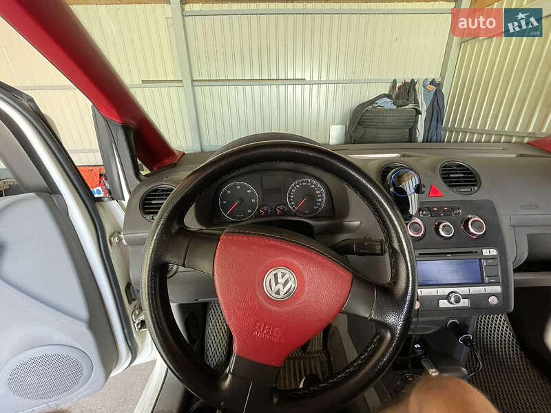 Минивэн Volkswagen Caddy 2007 в Сторожинце