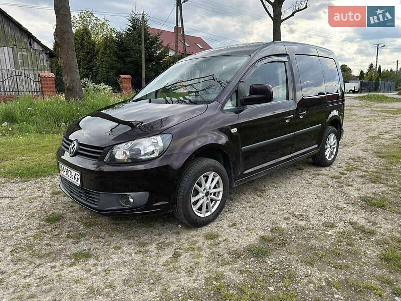 Мінівен Volkswagen Caddy 2011 в Києві