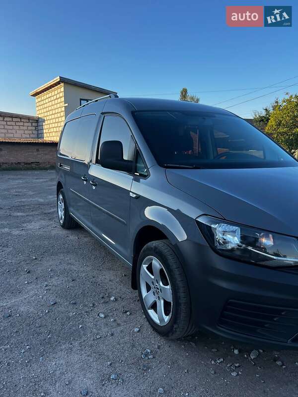 Минивэн Volkswagen Caddy 2016 в Бердичеве