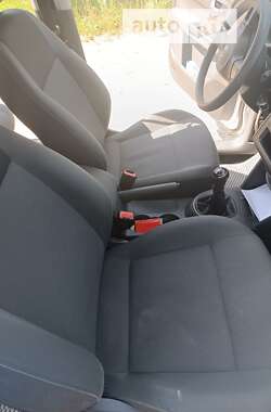Мінівен Volkswagen Caddy 2014 в 