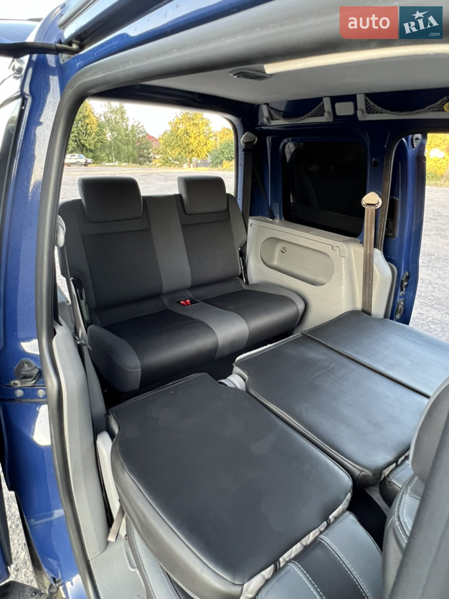 2010 Volkswagen Caddy - мініатюра 11