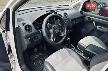 Минивэн Volkswagen Caddy 2013 в 