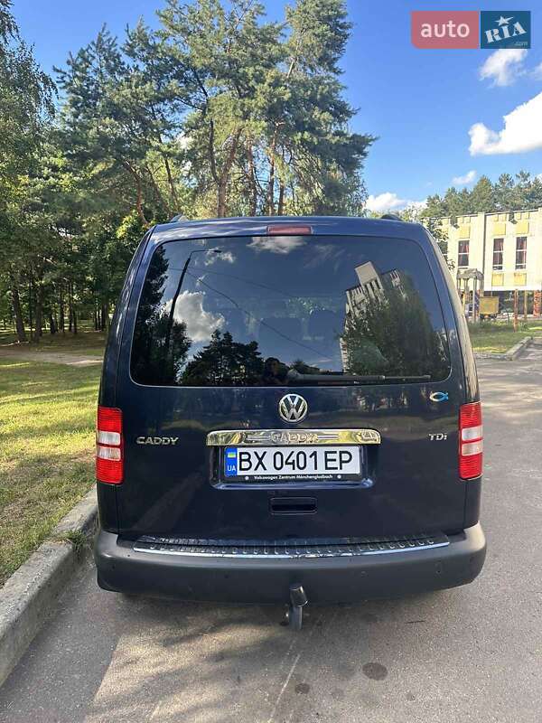Минивэн Volkswagen Caddy 2015 в Львове
