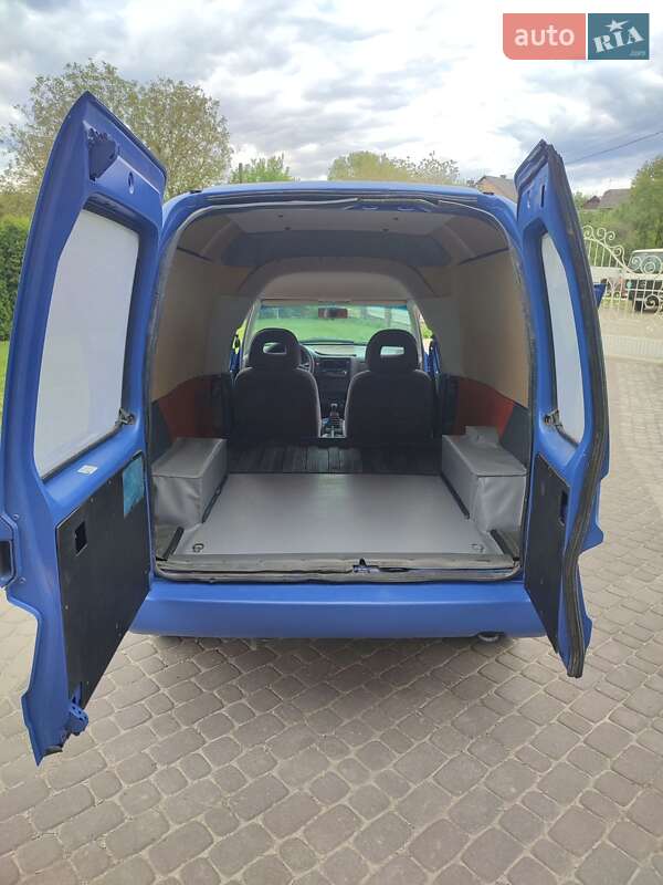 Пікап Volkswagen Caddy 2003 в Чернівцях