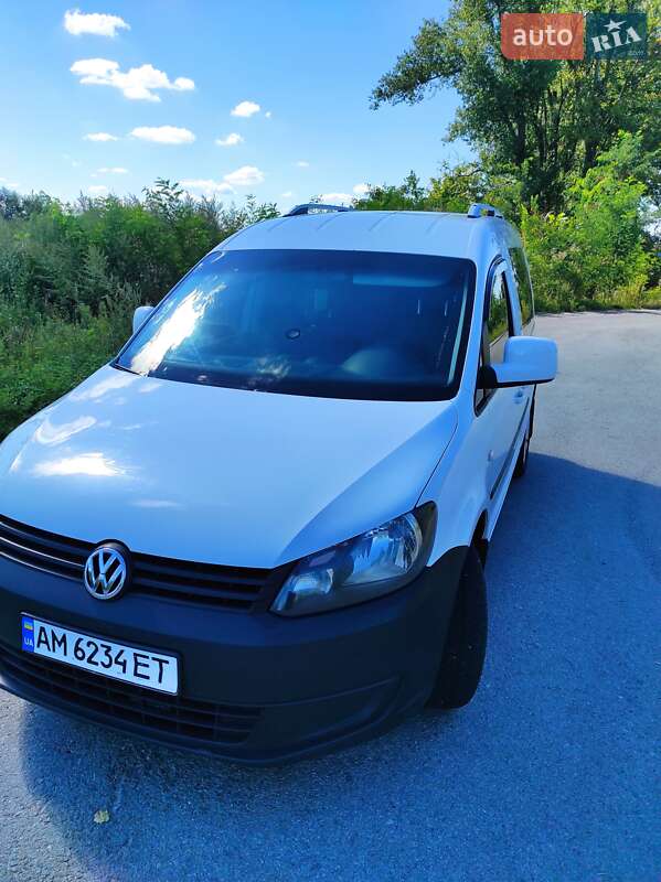 Мінівен Volkswagen Caddy 2014 в Бердичеві