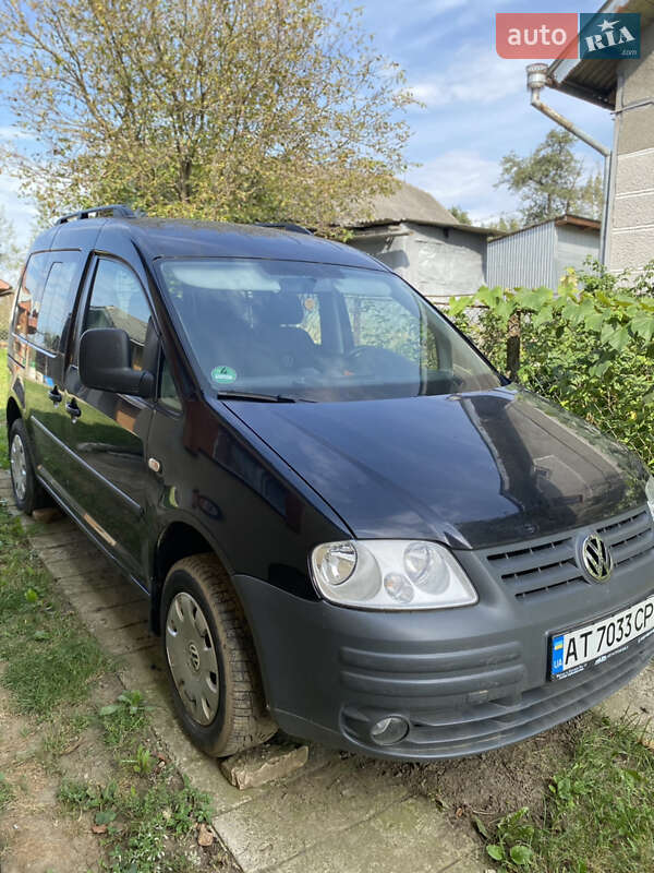 Минивэн Volkswagen Caddy 2008 в Отынии