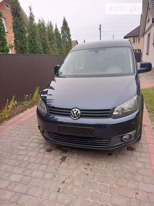 Мінівен Volkswagen Caddy 2012 в Києві