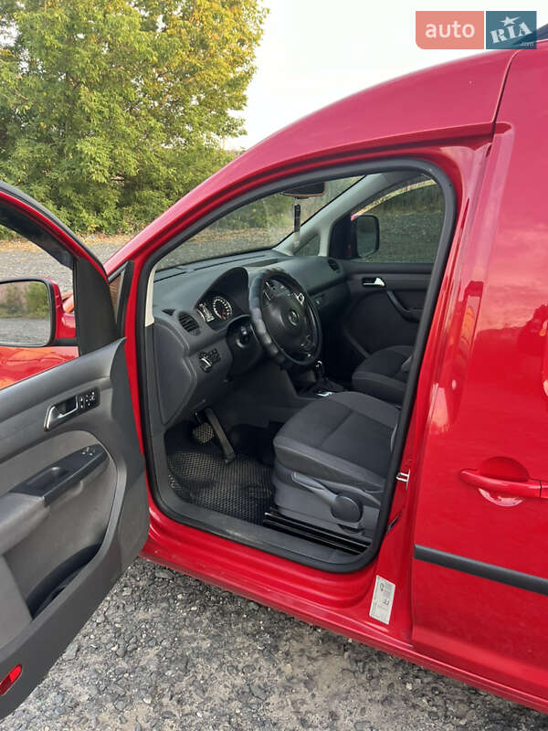 Минивэн Volkswagen Caddy 2011 в Харькове