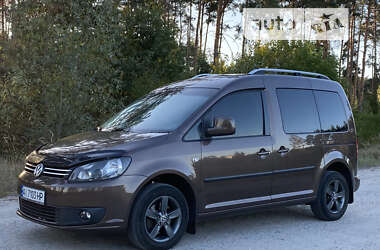 Минивэн Volkswagen Caddy 2013 в Киеве