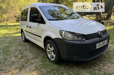 Минивэн Volkswagen Caddy 2014 в Иршаве