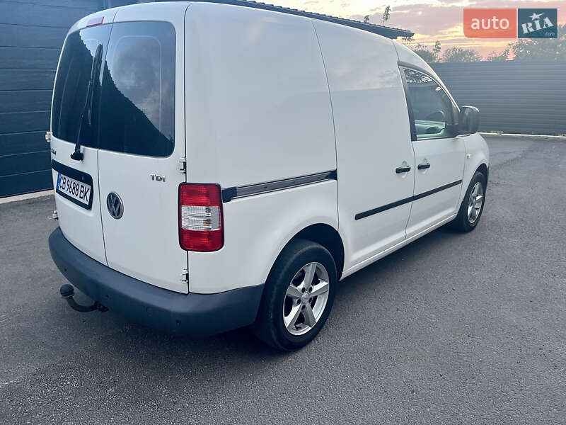 Грузовой фургон Volkswagen Caddy 2009 в Чернигове