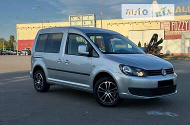 Мінівен Volkswagen Caddy 2015 в Києві