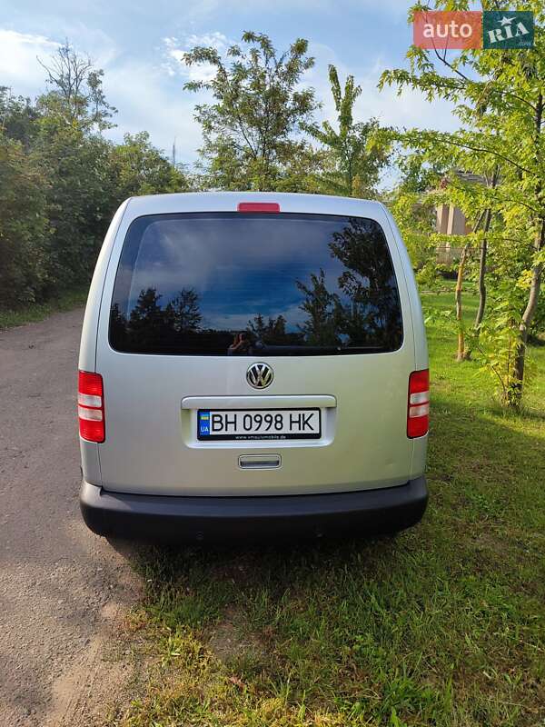 Минивэн Volkswagen Caddy 2011 в Великодолинском