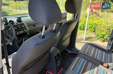 Минивэн Volkswagen Caddy 2011 в Великодолинском