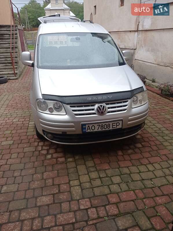 Минивэн Volkswagen Caddy 2008 в Ужгороде
