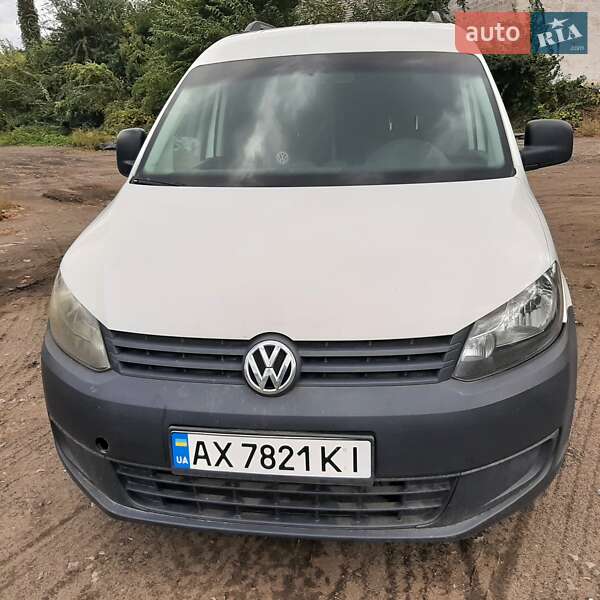 Volkswagen Caddy 2011