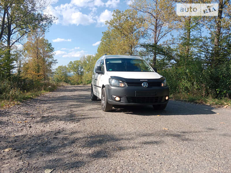 Минивэн Volkswagen Caddy 2014 в Ивано-Франковске