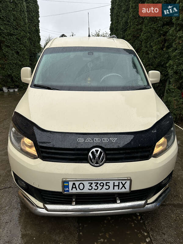 Минивэн Volkswagen Caddy 2013 в Виноградове фото 8 Минивэн Volkswagen Caddy 2013 в Виноградове