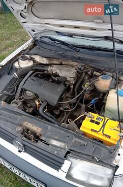 Грузопассажирский фургон Volkswagen Caddy 1999 в 