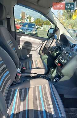 Минивэн Volkswagen Caddy 2012 в 