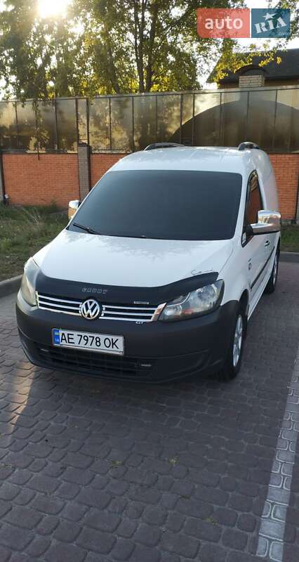 Грузовой фургон Volkswagen Caddy 2013 в Днепре