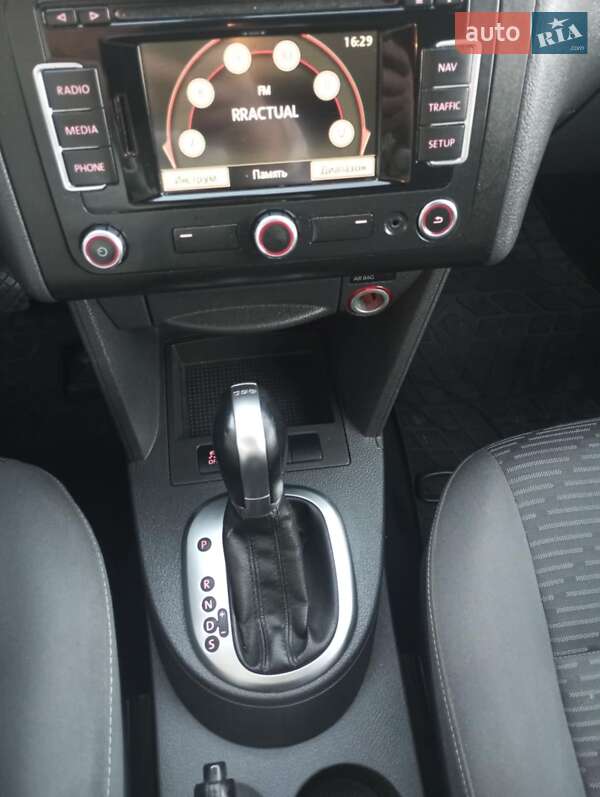 Минивэн Volkswagen Caddy 2014 в Черновцах