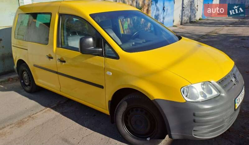 Минивэн Volkswagen Caddy 2005 в Староконстантинове