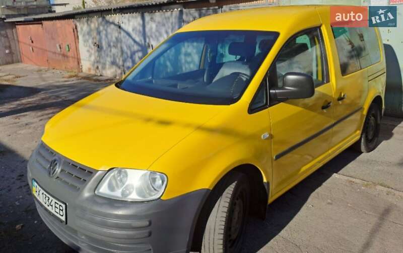 Минивэн Volkswagen Caddy 2005 в Староконстантинове