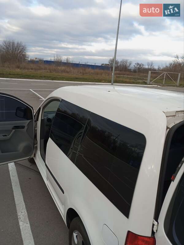 Минивэн Volkswagen Caddy 2007 в Запорожье