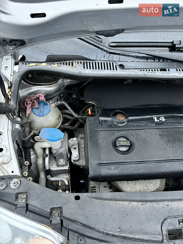 Минивэн Volkswagen Caddy 2006 в Мироновке