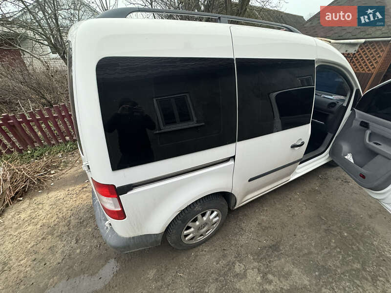 Минивэн Volkswagen Caddy 2008 в Звягеле фото 10 Минивэн Volkswagen Caddy 2008 в Звягеле