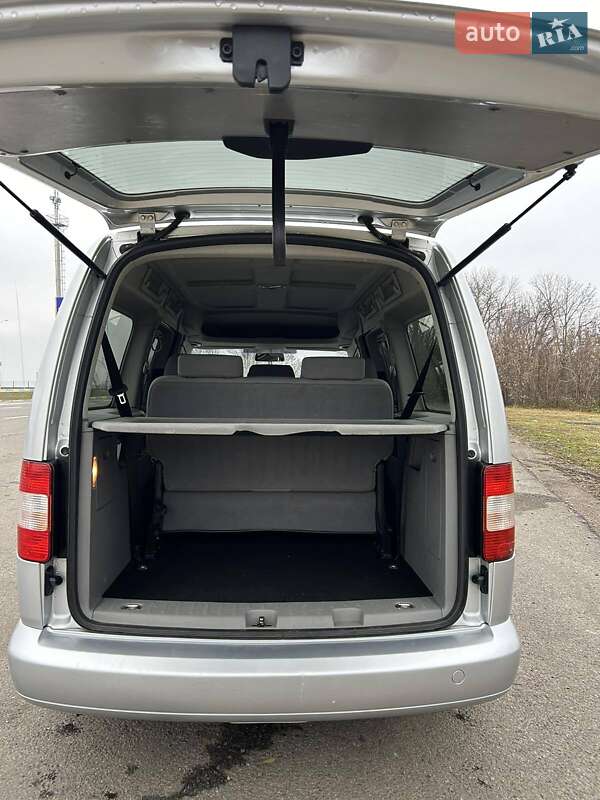 Мінівен Volkswagen Caddy 2008 в Чернівцях