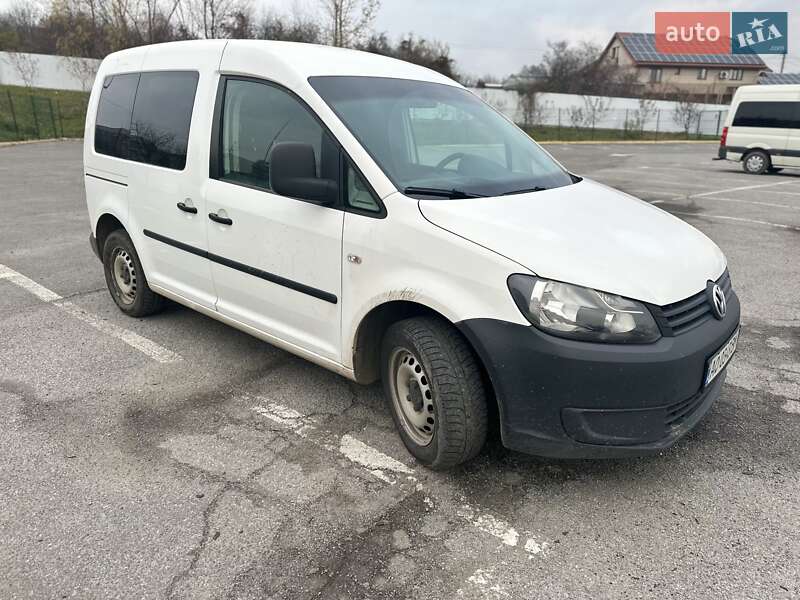 Мінівен Volkswagen Caddy 2012 в Ужгороді