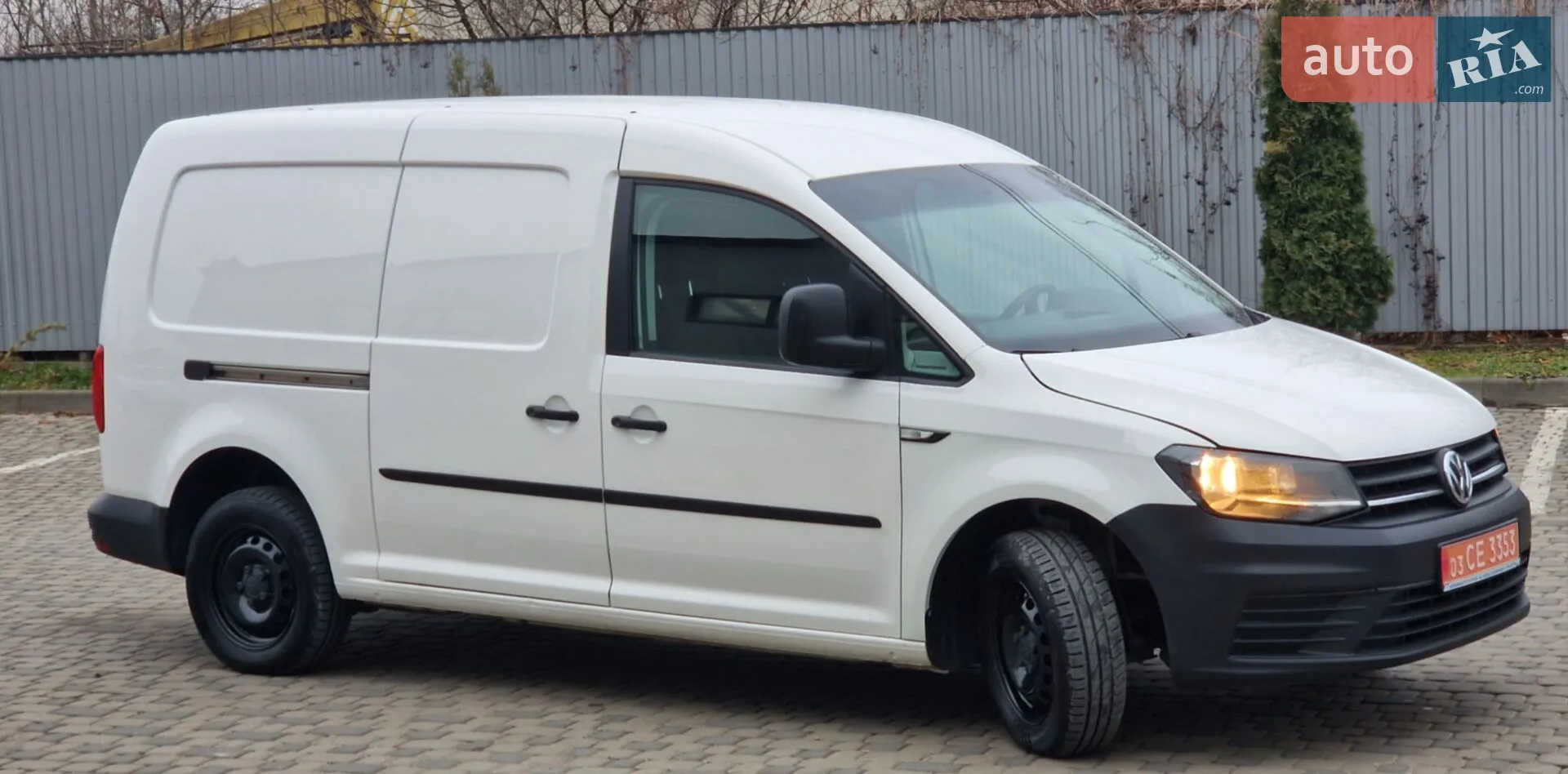 2017 Volkswagen Caddy - мініатюра 27