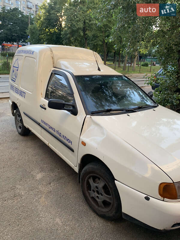 Другие грузовики Volkswagen Caddy 2001 в Киеве