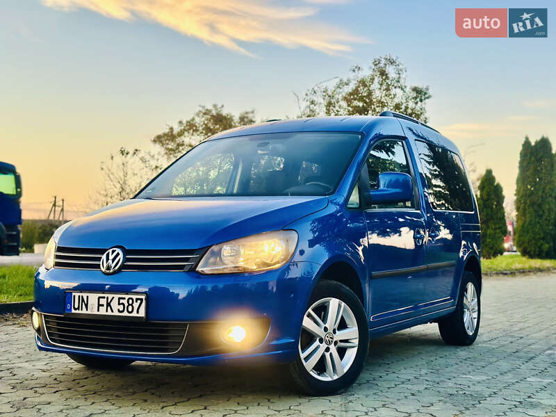 Мінівен Volkswagen Caddy 2012 в Дубні