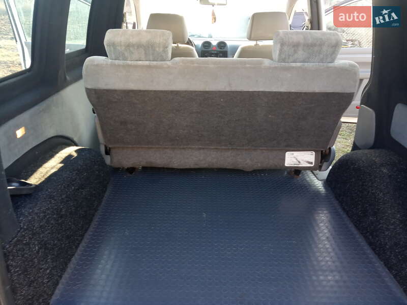 Минивэн Volkswagen Caddy 2005 в Тернополе