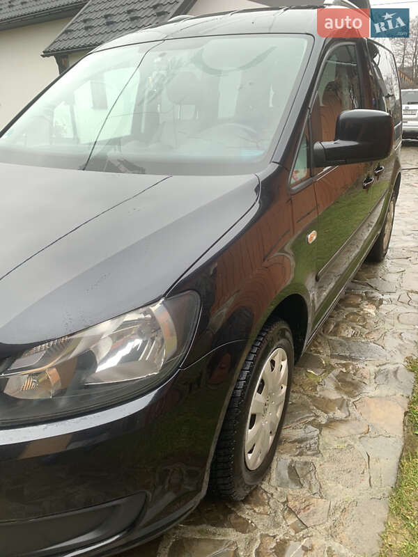 Мінівен Volkswagen Caddy 2013 в Івано-Франківську
